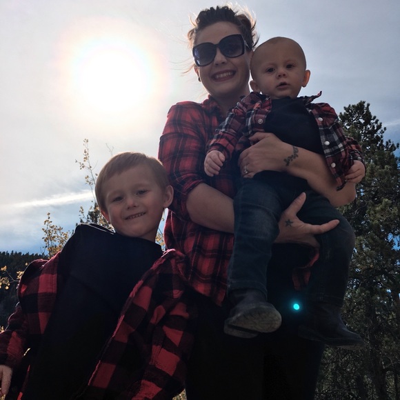 Meet your Posher, Britny - Picture 3 of 3